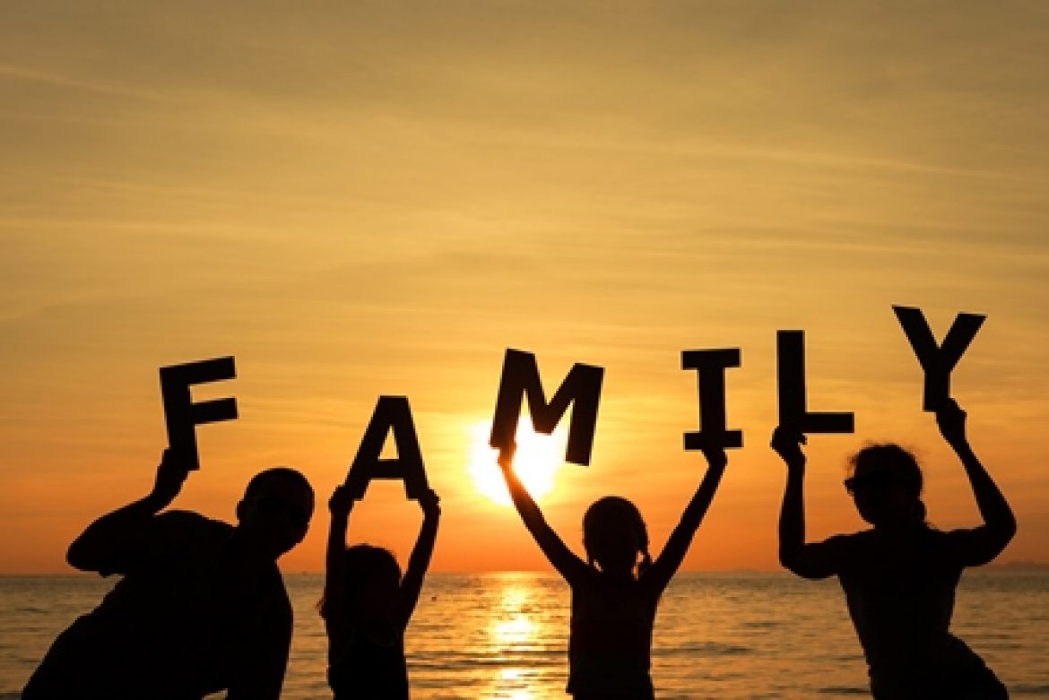 IELTS Vocabulary: Từ vựng IELTS chủ đề Family (Gia đình) [Phần 2] 1