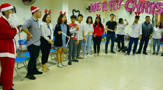 Trung tâm tiếng Anh LangGo - Lễ giáng sinh cho học viên - Ảnh 21